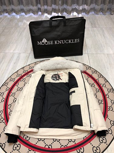 Moose Knuckles Ivory White Plush-Trim Hooded Puffer Parka